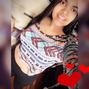 Meet your Posher, Julissa